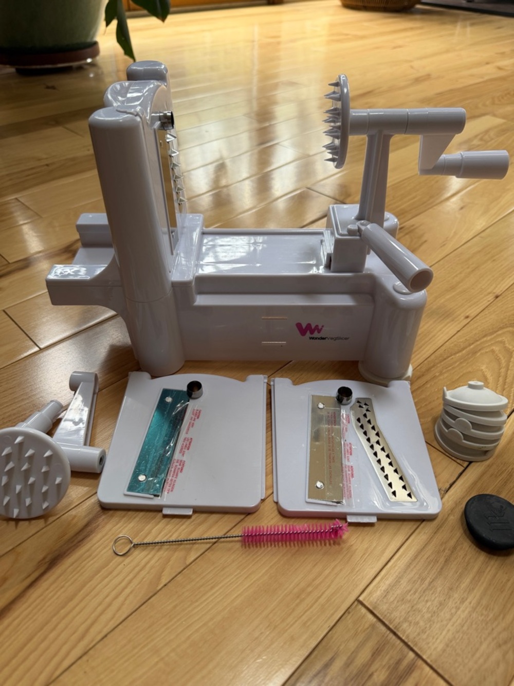 WonderVeggie White Spiralizer and Slicer Set